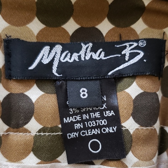 Scalloped bottom mini skirt - Picture 5 of 6